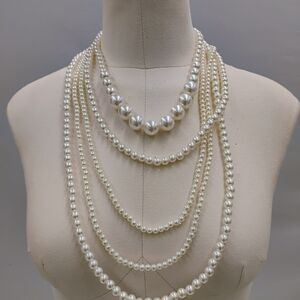 Source Unknown Classic Pearl Necklace Collection